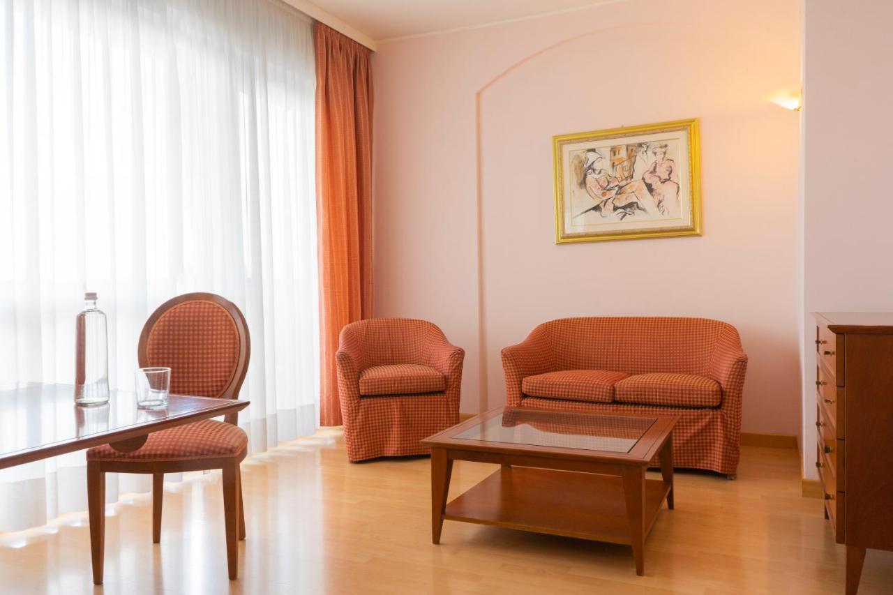 Hotel Terme Leonardo Абано-Терме Екстер'єр фото