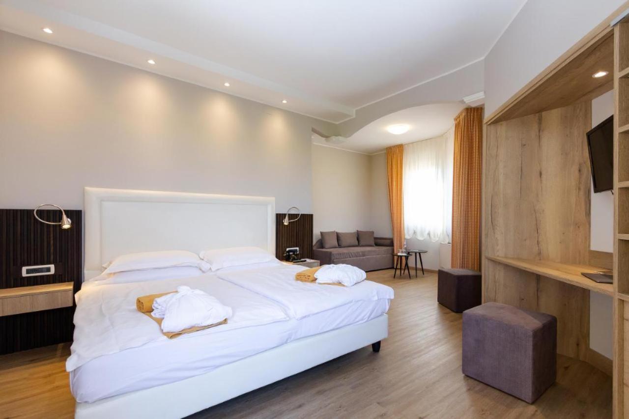 Hotel Terme Leonardo Абано-Терме Екстер'єр фото